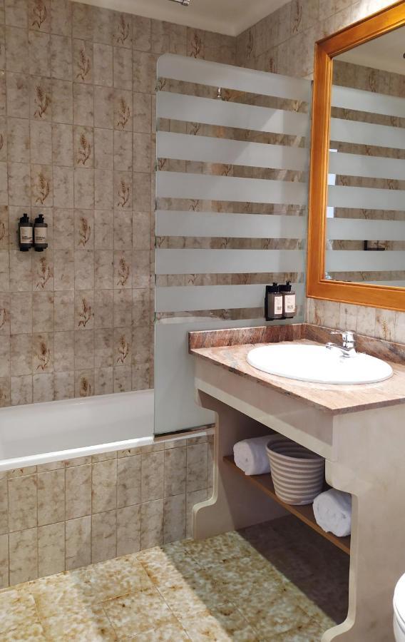 Hotel Nou Can Guillem Cala Figuera  Luaran gambar